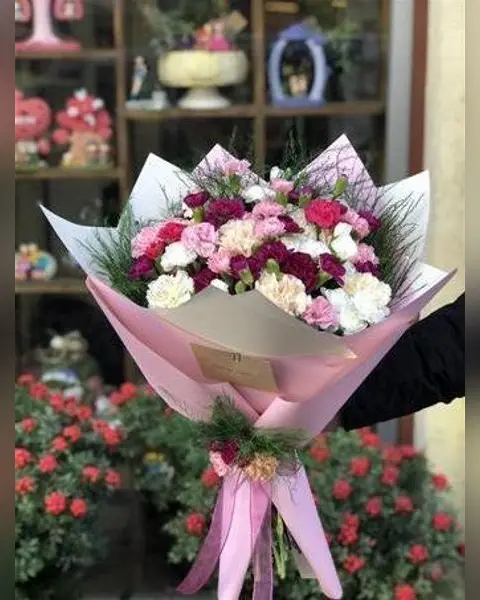 Pembe Karanfil Buketi